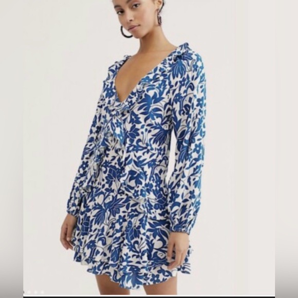 Free People Dresses & Skirts - Free People Rebecca Blue and White Ruffled Floral Long Sleeve Dress Size M
